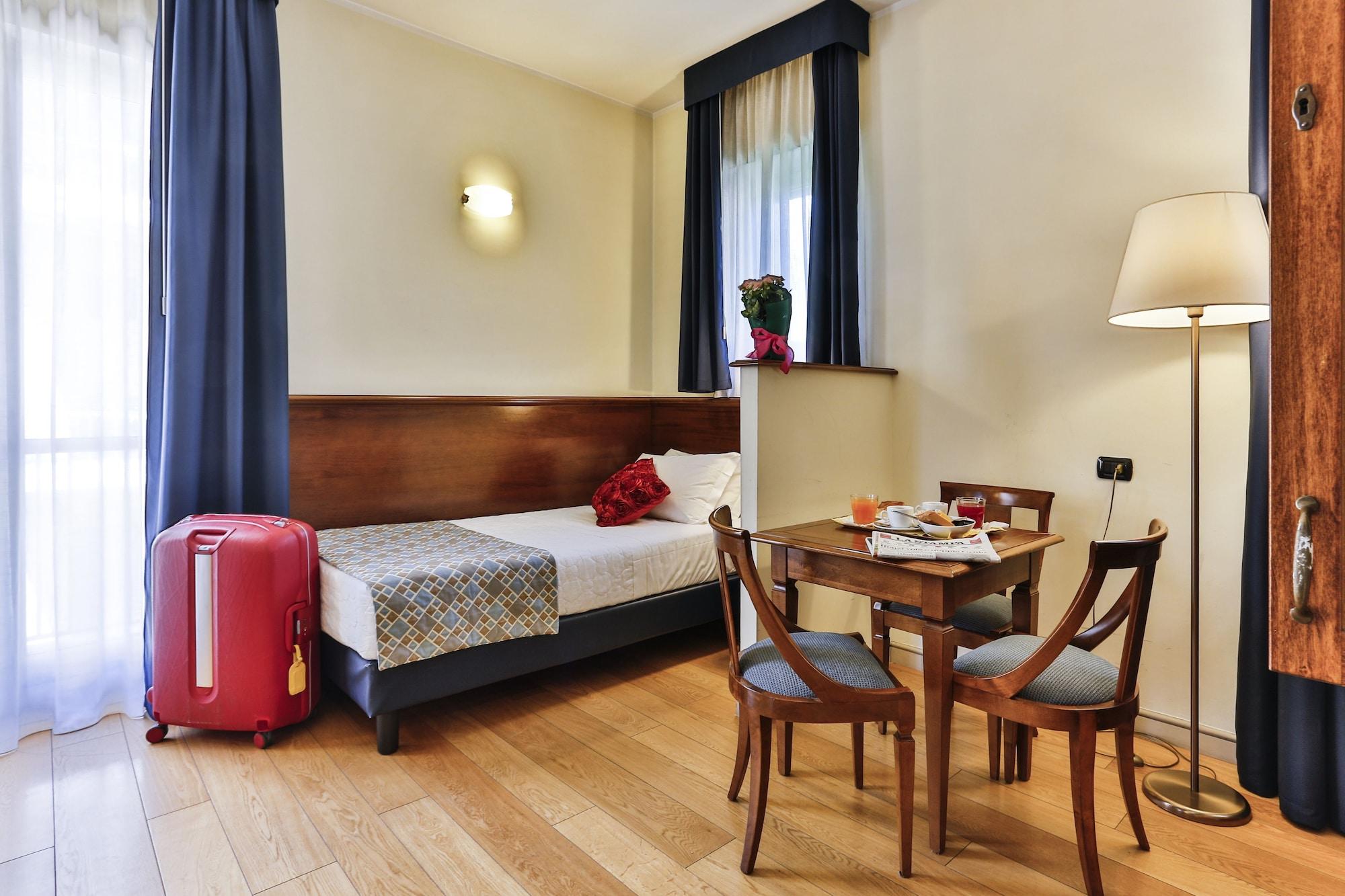 Hotel & Residence Torino Centro - Stazione Porta Susa エクステリア 写真